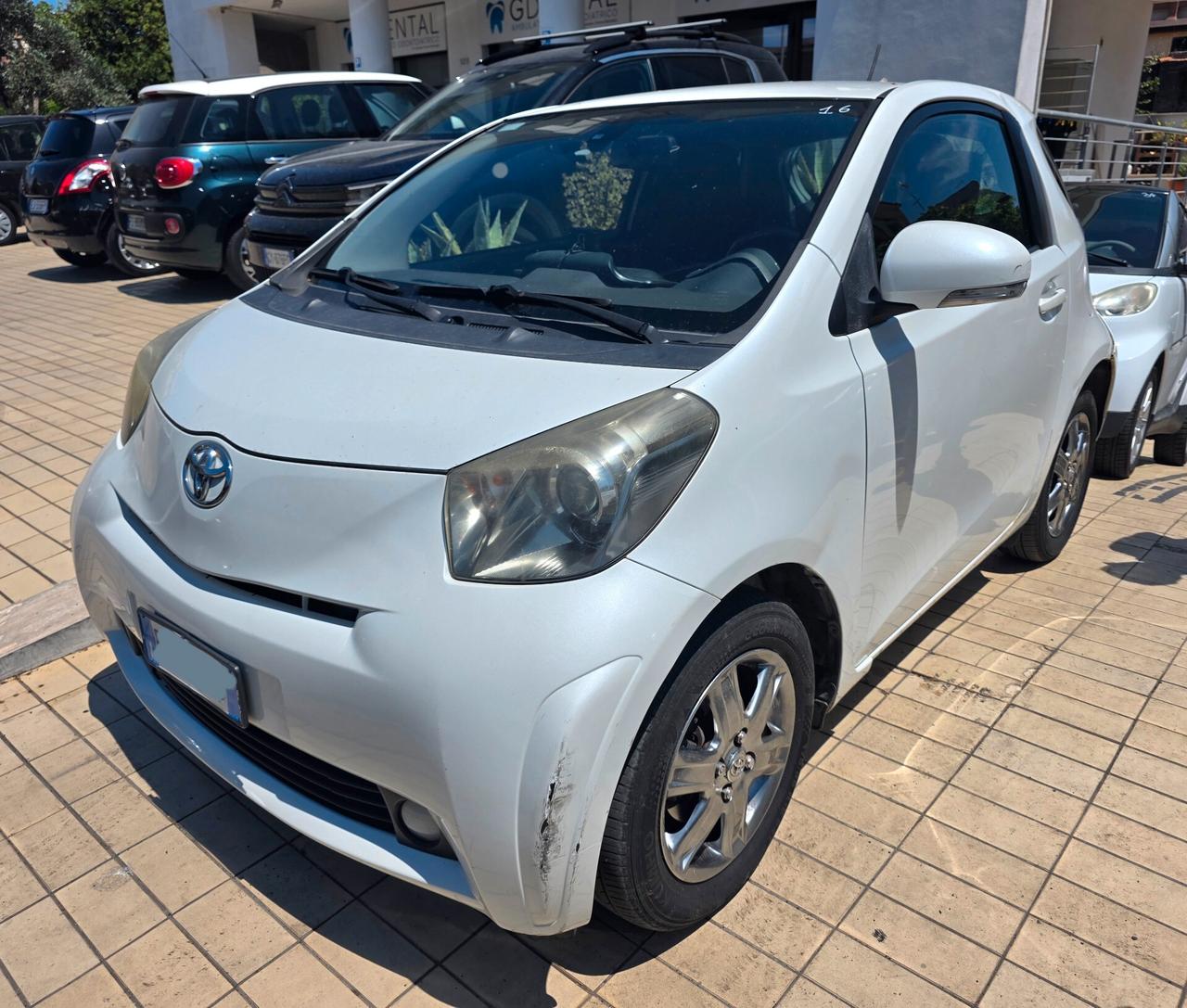 Toyota iQ 1.0 Lounge
