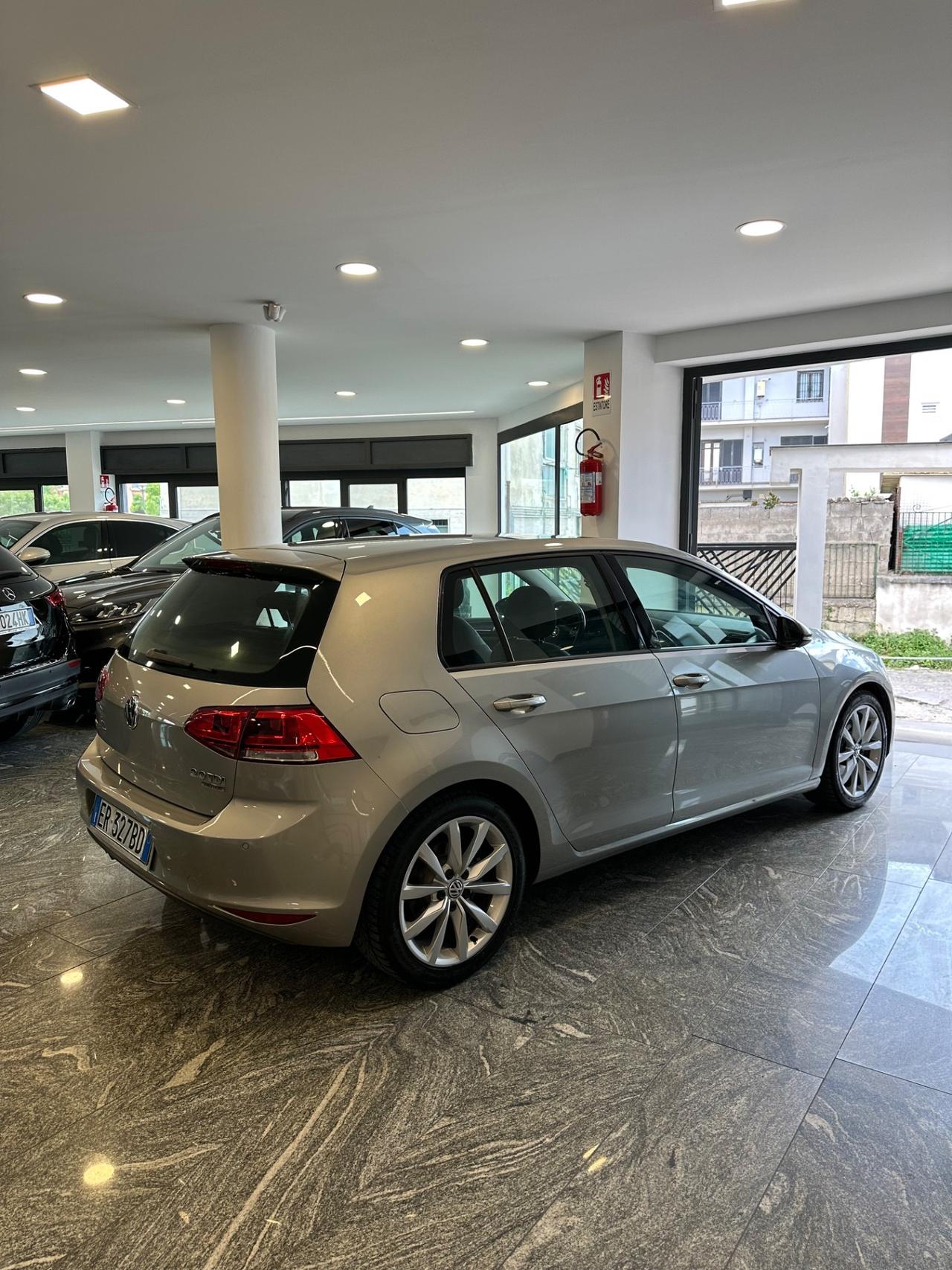 Volkswagen Golf 1.6 TDI 5p. 4MOTION Highline BlueMotion Technology