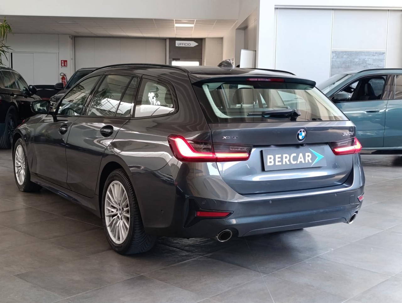 BMW 320 d Touring mhev 48V xdrive Sport auto