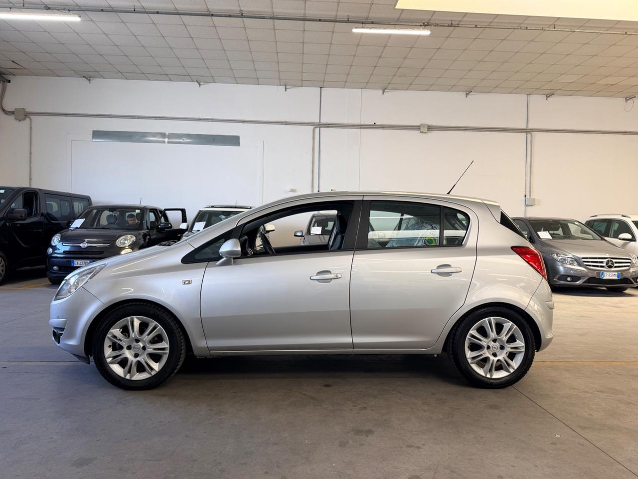 Opel Corsa 1.2 80CV 5 porte GPL-TECH Enjoy
