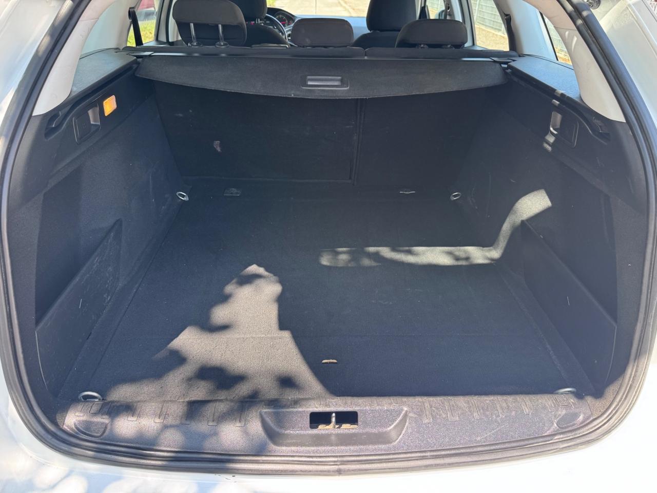 Peugeot 308 BlueHDi 100 S&S SW garanzia 12 mesi