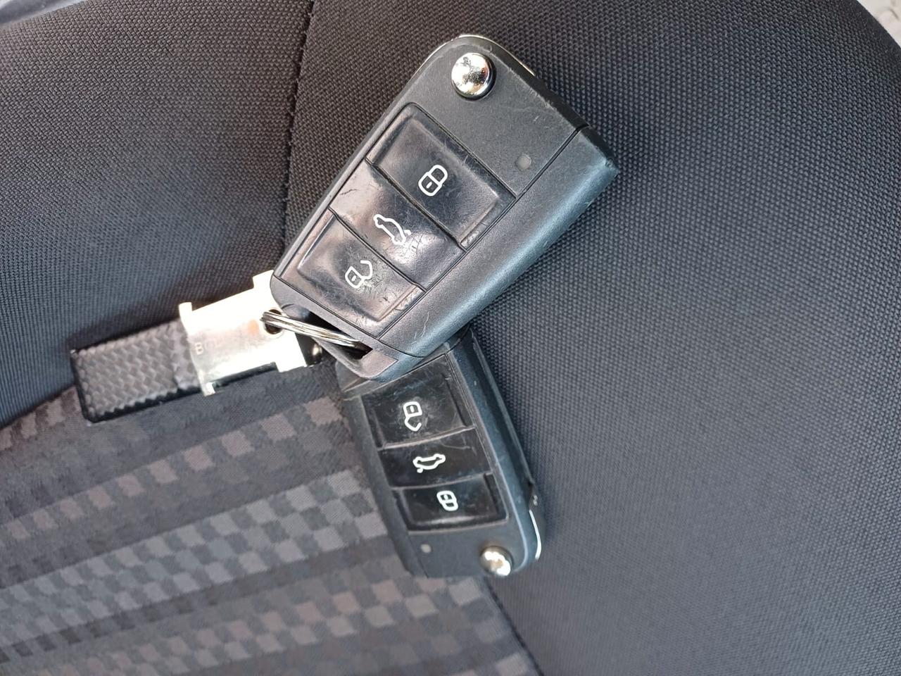 Volkswagen Polo 1.0 MPI 60 cv 5 porte Trendline