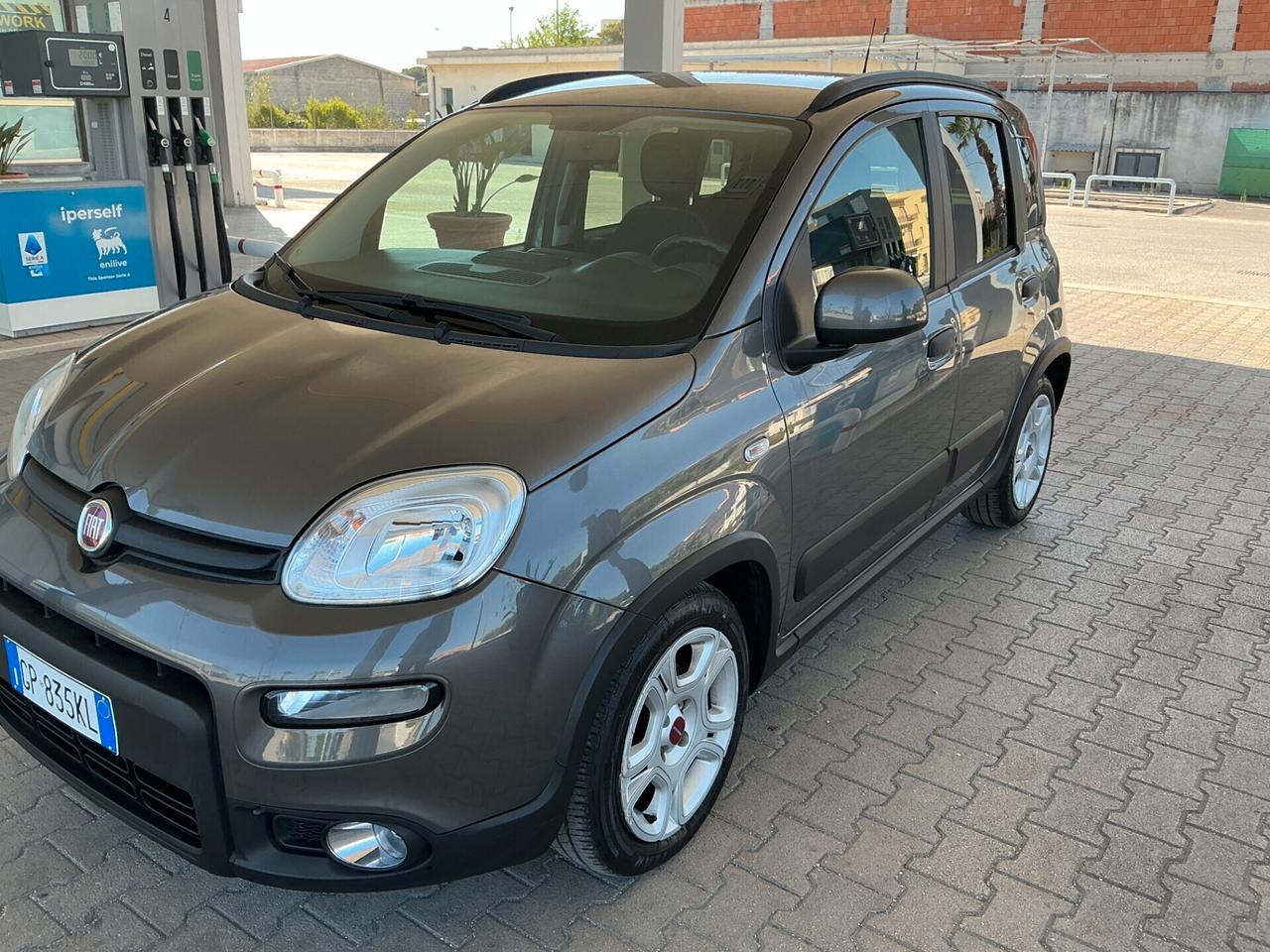 Fiat Panda 1.0 FireFly S&S Hybrid Garmin