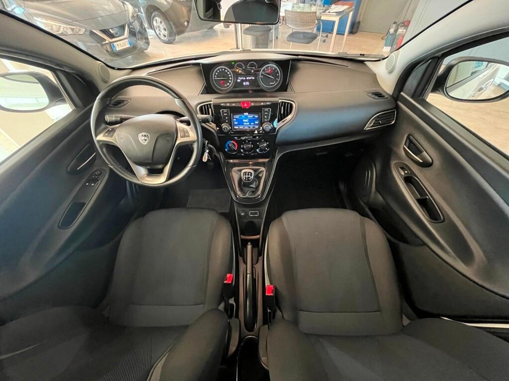 Lancia Ypsilon 1.2 69 Cv 5p Benzina