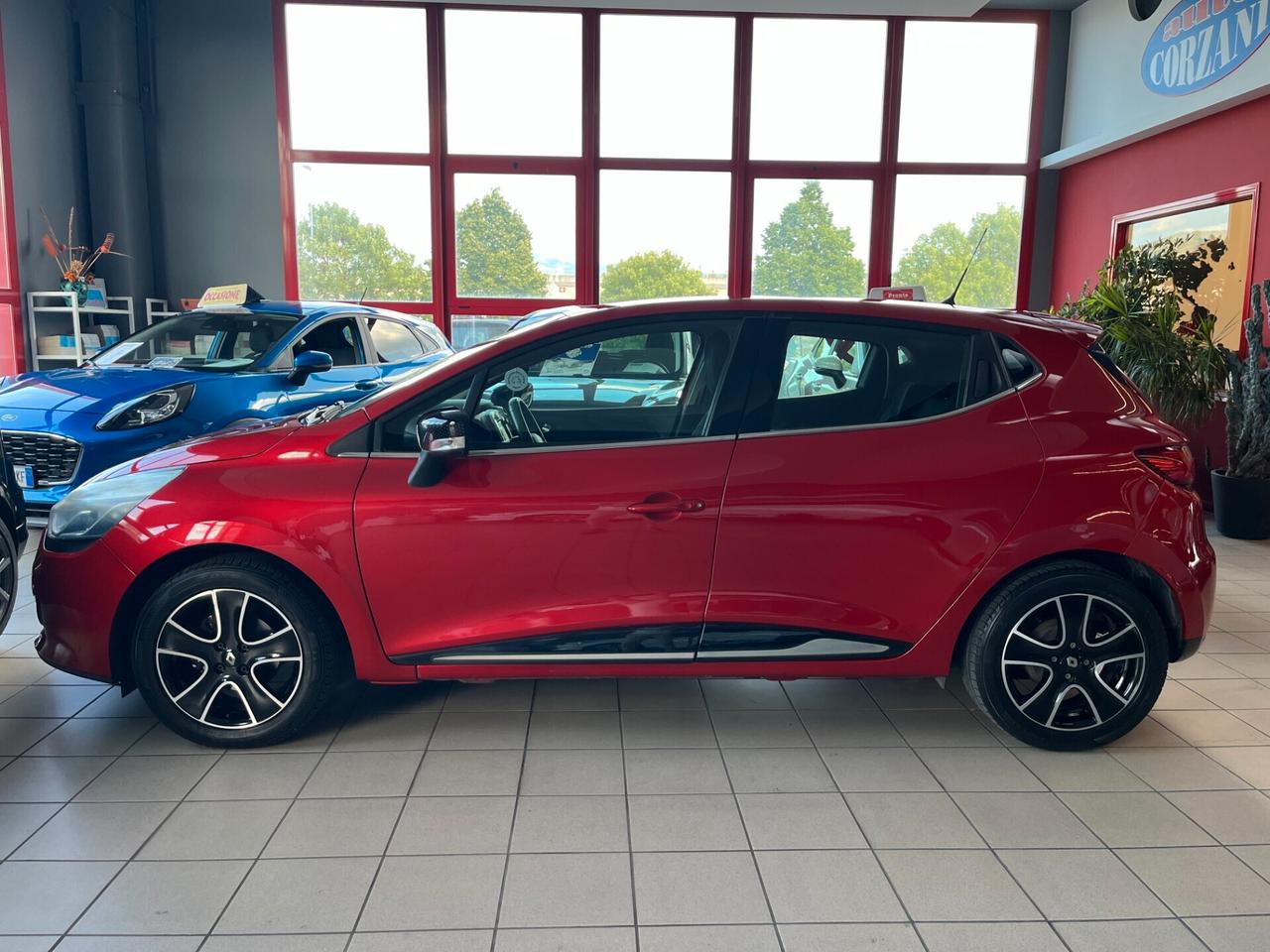 Renault Clio 1.2 75CV 5 porte Life