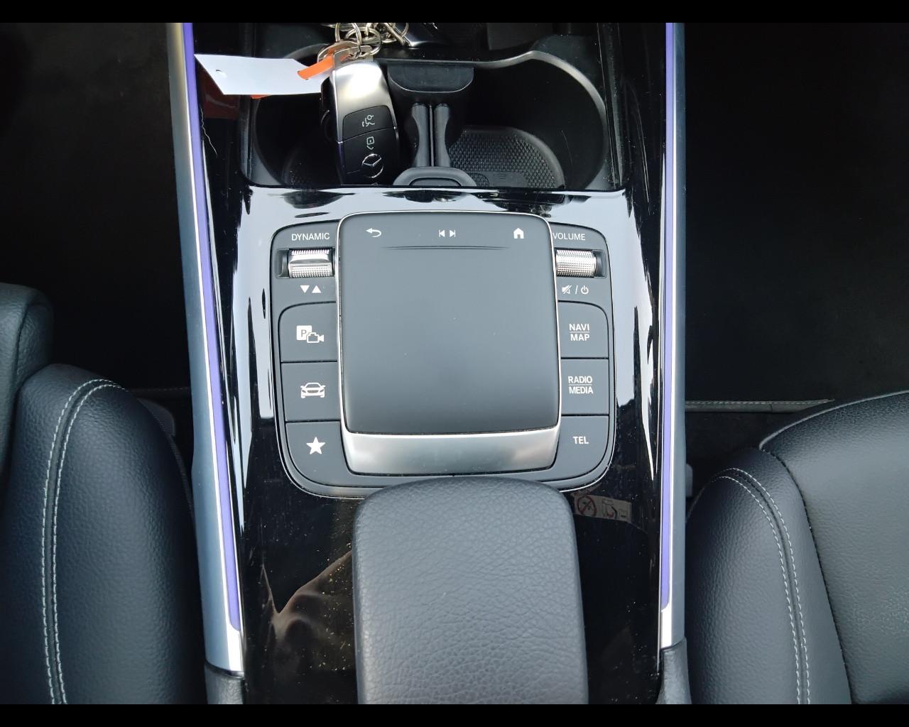 Mercedes-Benz GLB - X247 2019 - GLB 200 d Sport Plus 4matic auto