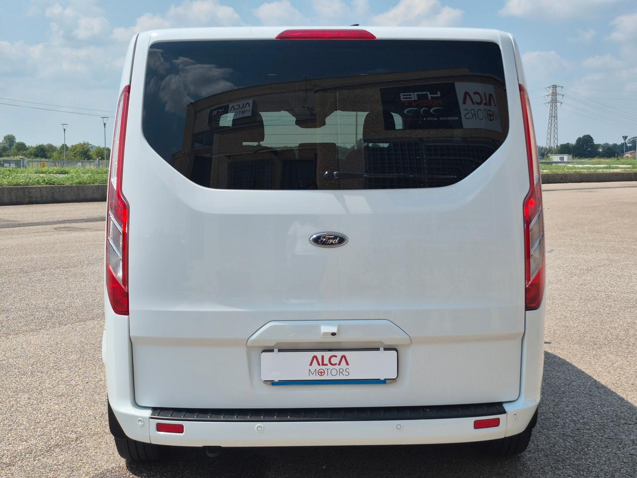 Ford Tourneo Custom 320 2.0 TDCI 130CV Titanium L1H1 E6.2 8 POSTI