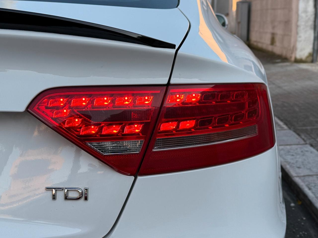 Audi A5 SPB 2.0 TDI Advanced LED BIXENON - 2010