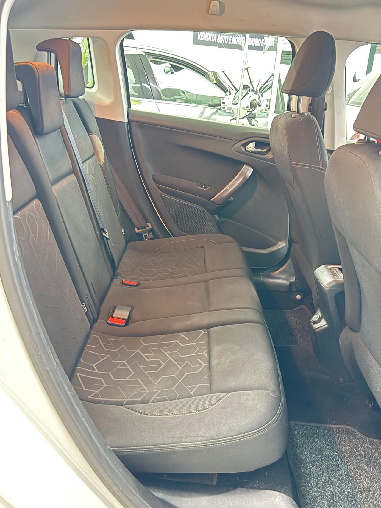 Peugeot 2008 1.4 HDi 68CV Active