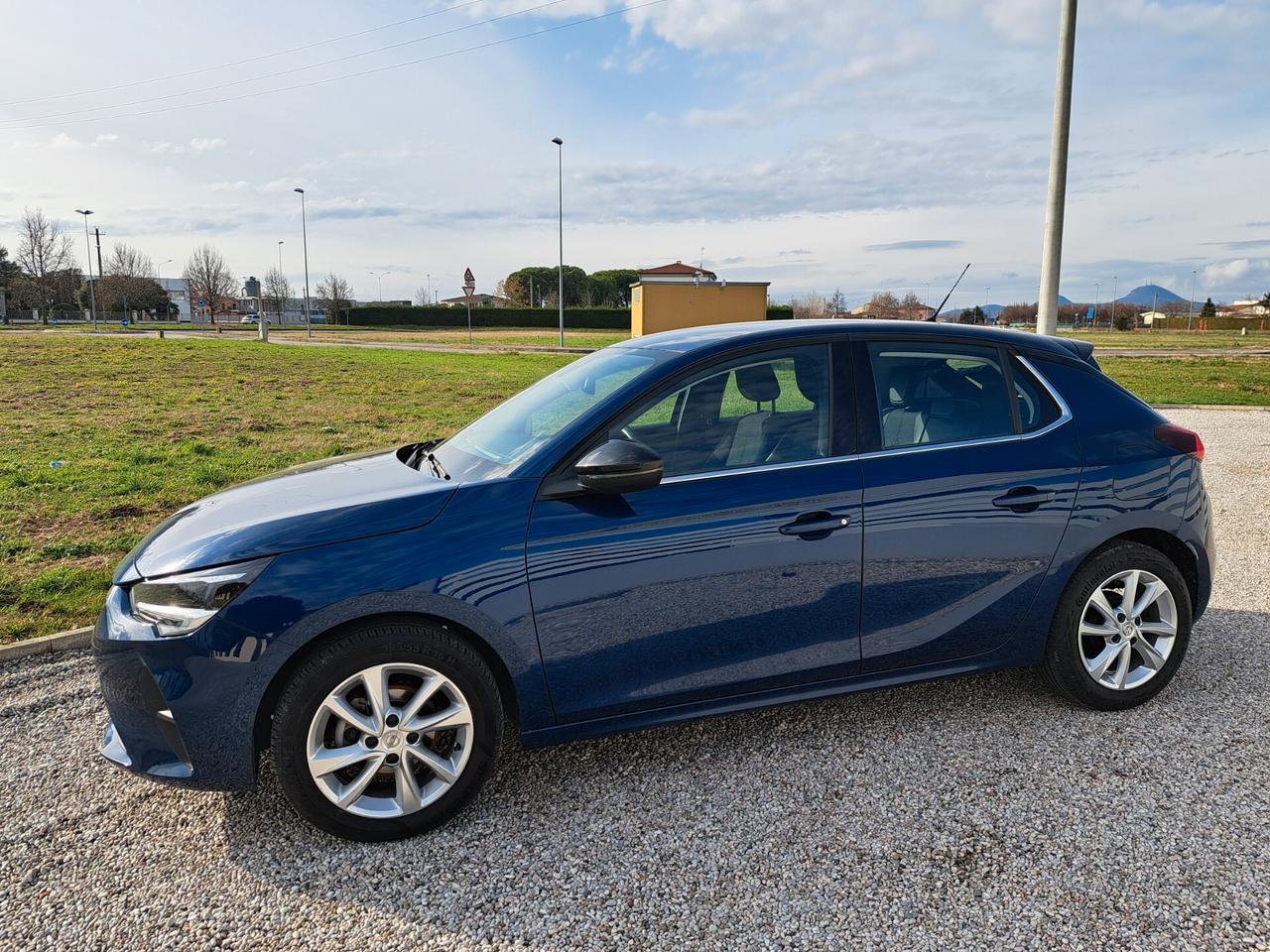 Opel Corsa 1.2 Elegance 75cv NEOPATENTATI GARANZIA