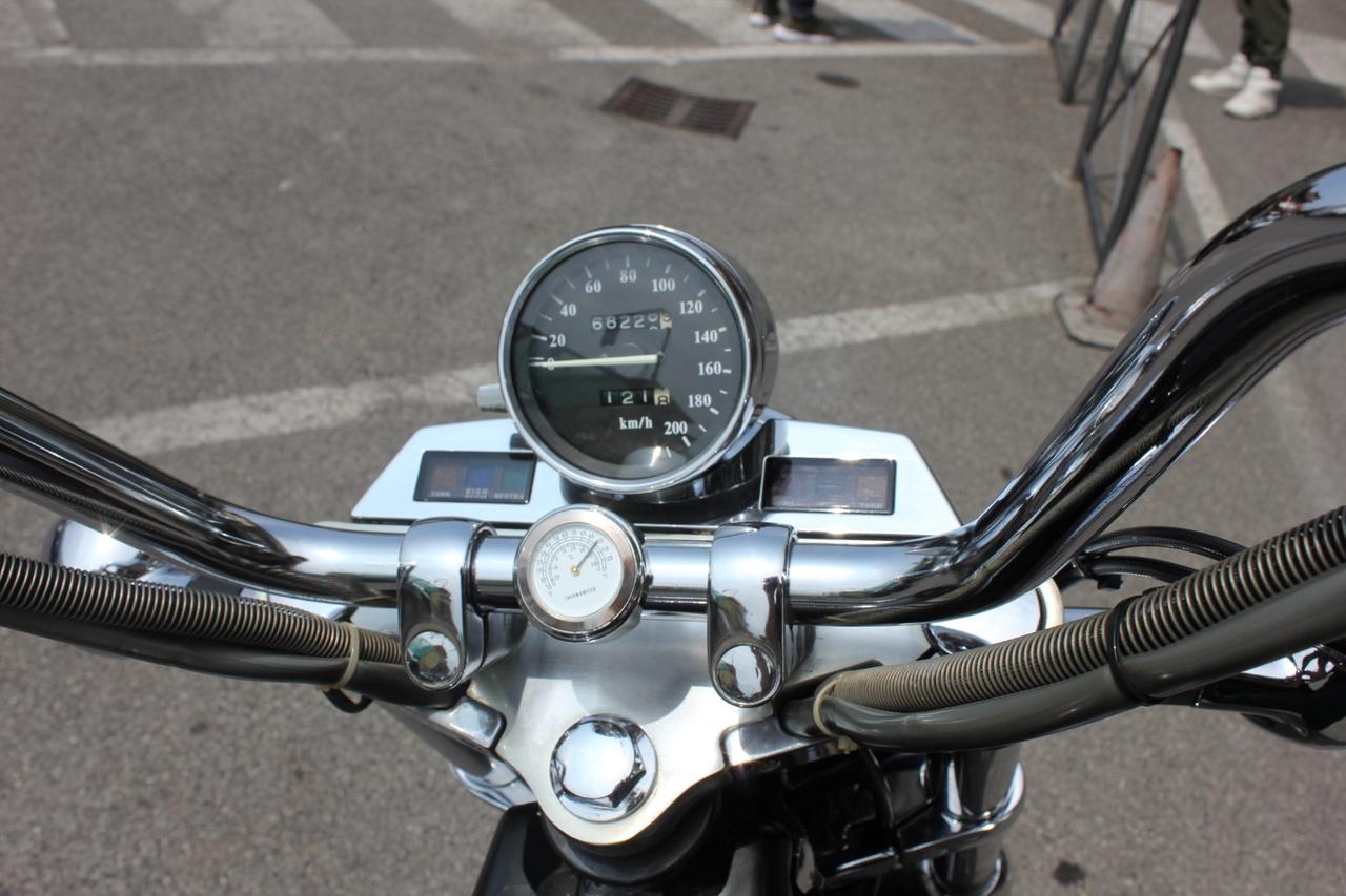 KAWASAKI VN1500 SELLA IN PELLE NERA - BELLISSIMA!!
