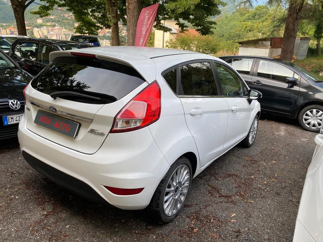 Ford Fiesta 1.5 TDCi 75CV 5 porte Titanium GARANZIA 1 ANNO