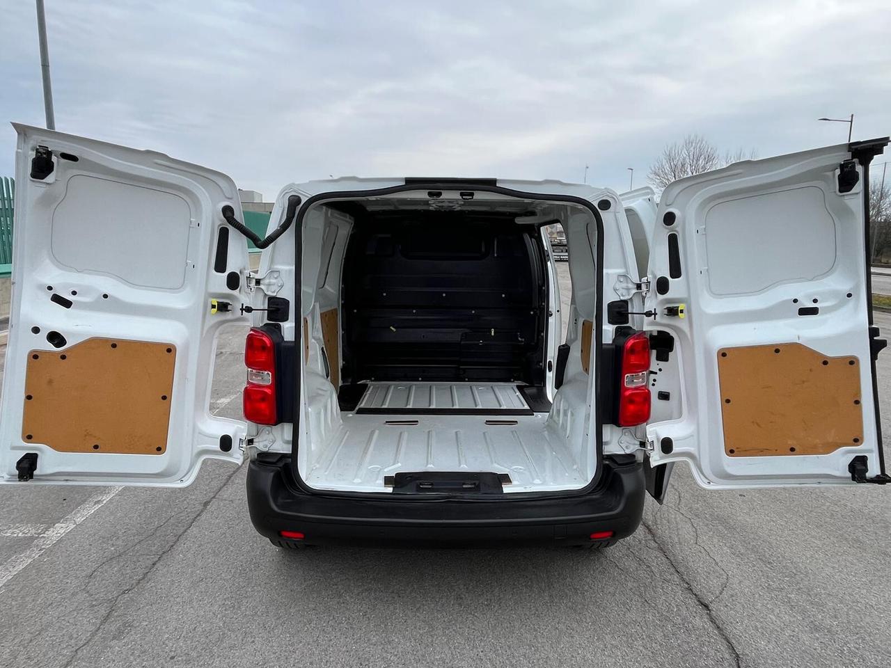 Citroen Jumpy Blue HDi 120