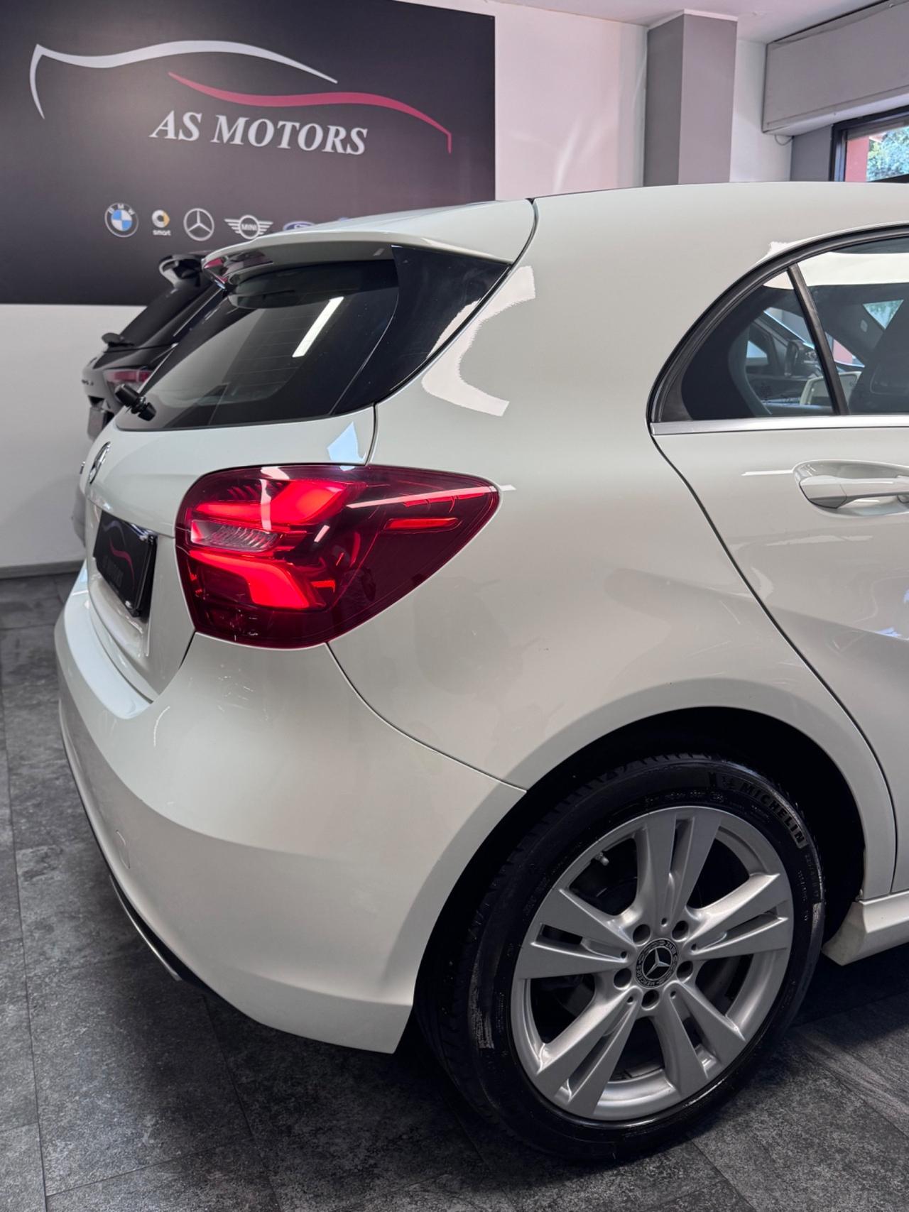 Mercedes-benz A 180 d 110 Cv Sport Finanziabile