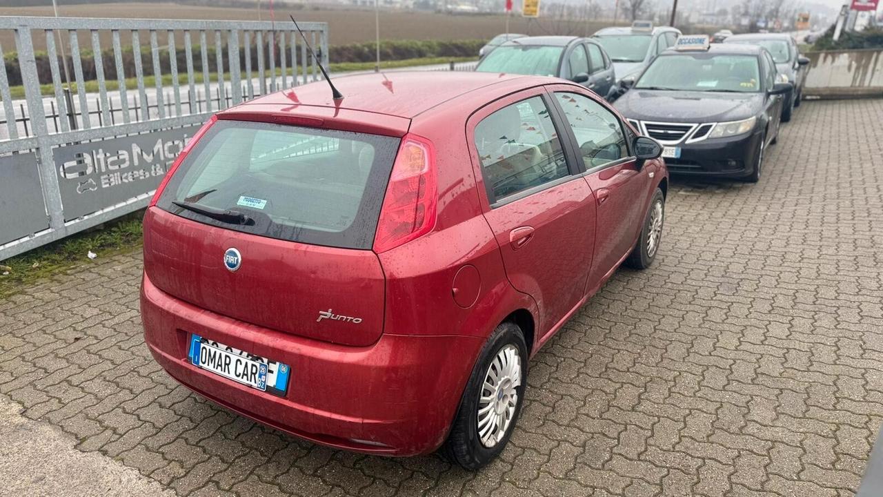 Fiat G.PUNTO 2006 1.2 B/GPL 75.000KM