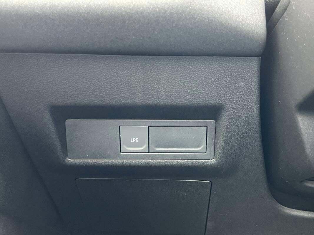 Renault Captur 1.0 eco-g Techno 100cv con CarPlay