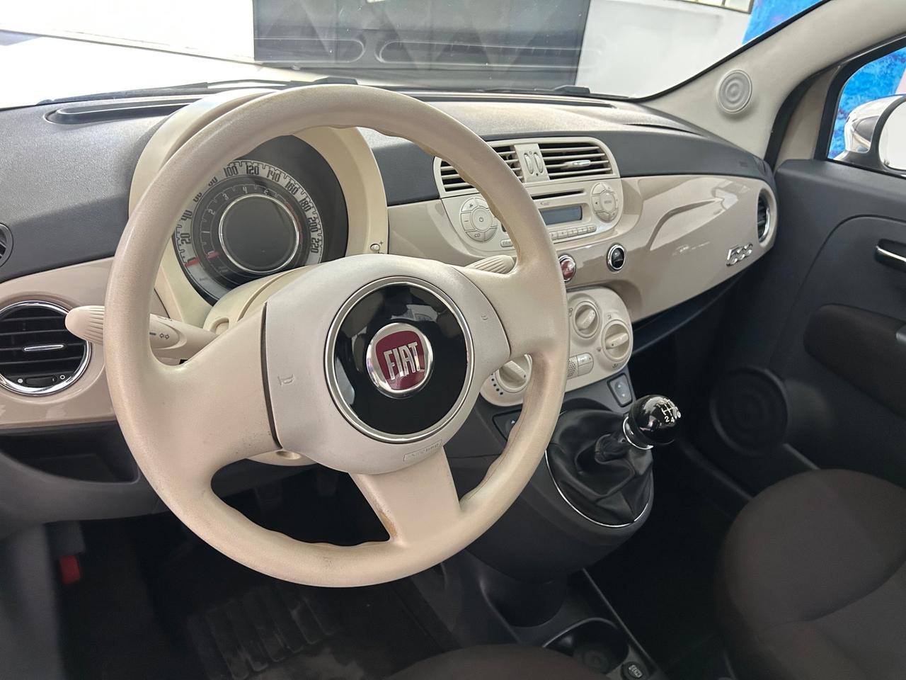 Fiat 500 1.2 by Gucci color therapy edition