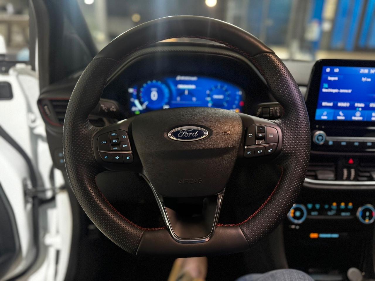 Ford Puma 1.0 EcoBoost Hybrid 125 CV S&S aut. Titanium