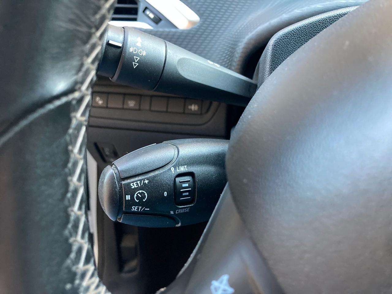 Peugeot 2008 1.6 e-HDi - 90000km! - 2014