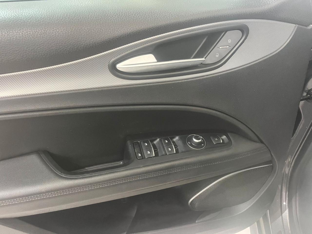 Alfa Romeo Stelvio 2.2 Turbodiesel 190 CV AT8 Q4 Sprint