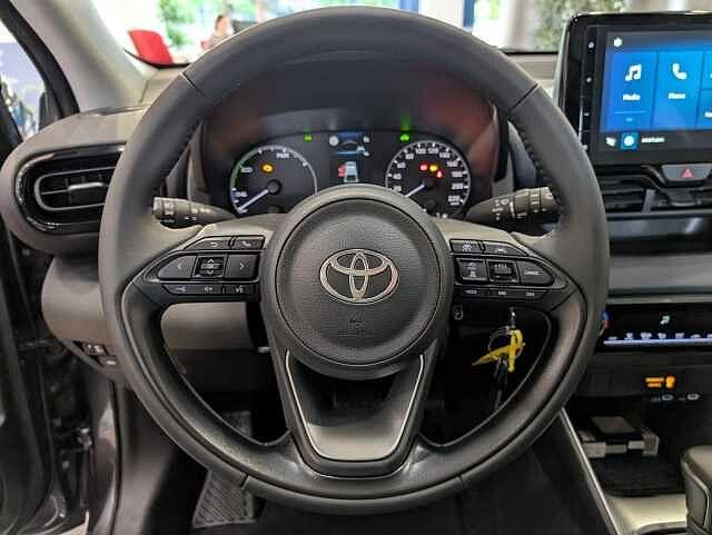 Toyota Yaris 1.5 Hybrid 5 porte Active *KM 0*