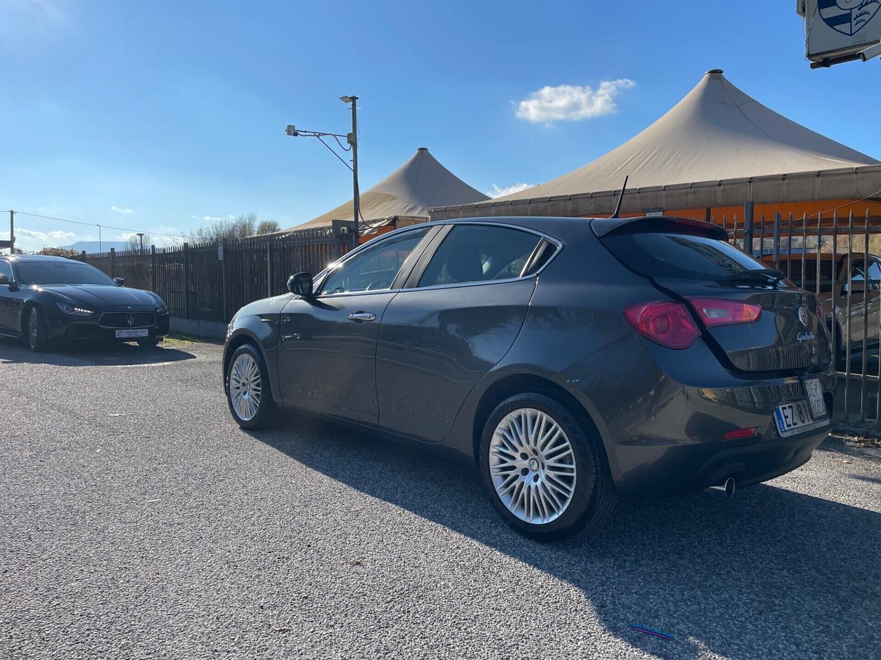 Alfa Romeo Giulietta DISTINTIVA