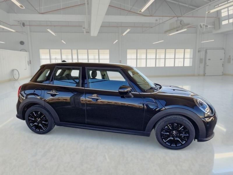 MINI COOPER CLASSIC AUTO 5 PORTE BERLINA