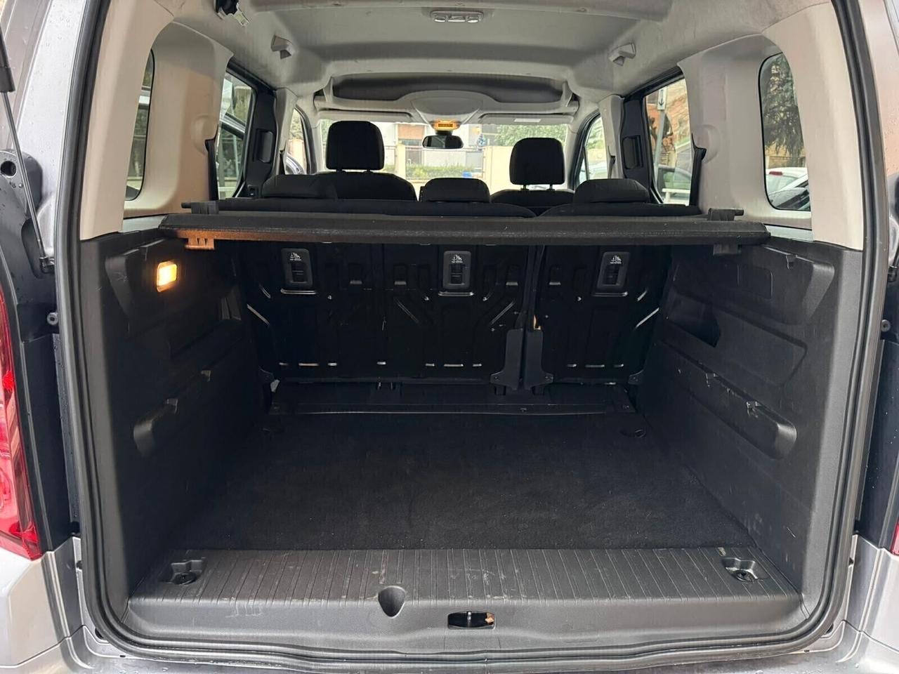 OPEL COMBO LIFE 1.5D 100cv ADV N1 NEOPAT IVA COMPRESA