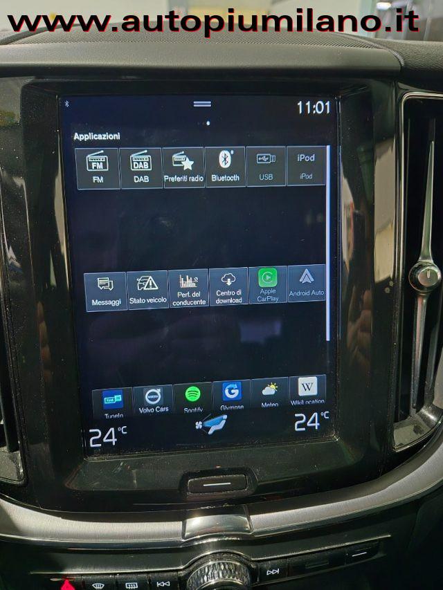 VOLVO XC60 B4 Geartronic Momentum Pro