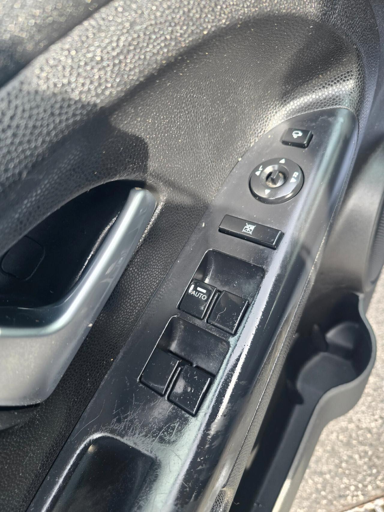 Kia Venga 1.4 CRDi 90cv WGT EX