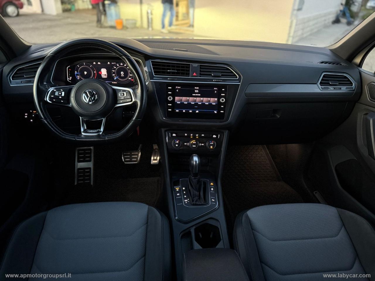 VOLKSWAGEN Tiguan 2.0 TDI 150CV SCR DSG R-Line BLUEMOTION TECHNOLOGY