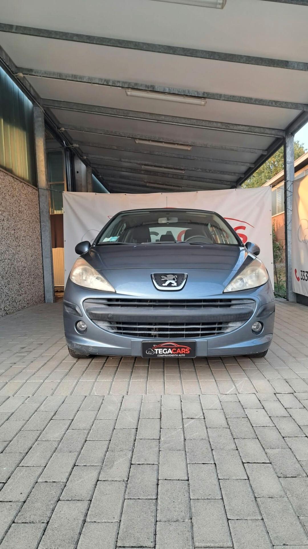 Peugeot 207 1.4 8V 75CV 5p. X Line