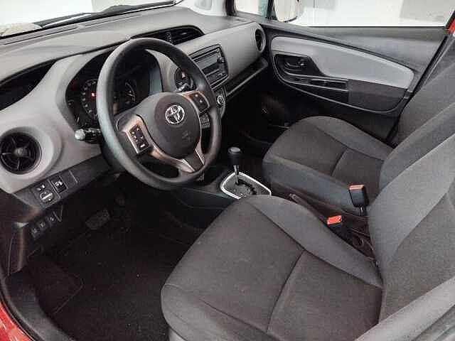 Toyota Yaris 1.5 Hybrid 5 porte Cool