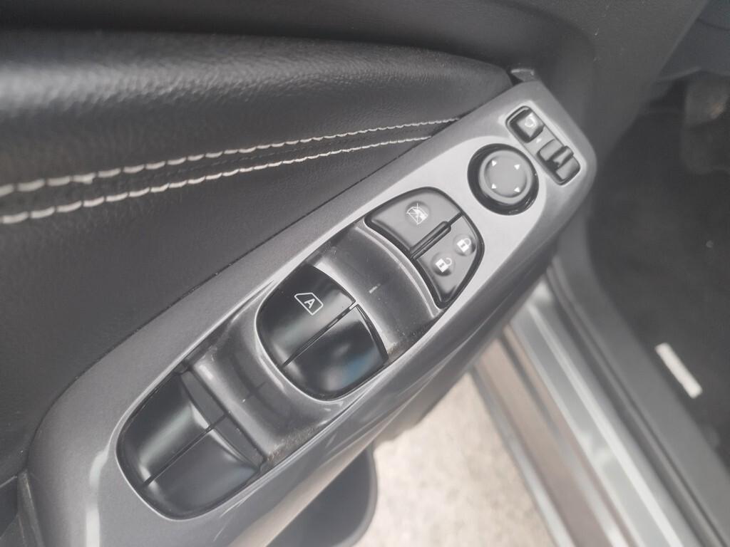 Nissan Juke 1.0 DIG-T 114 CV DCT N-Connecta