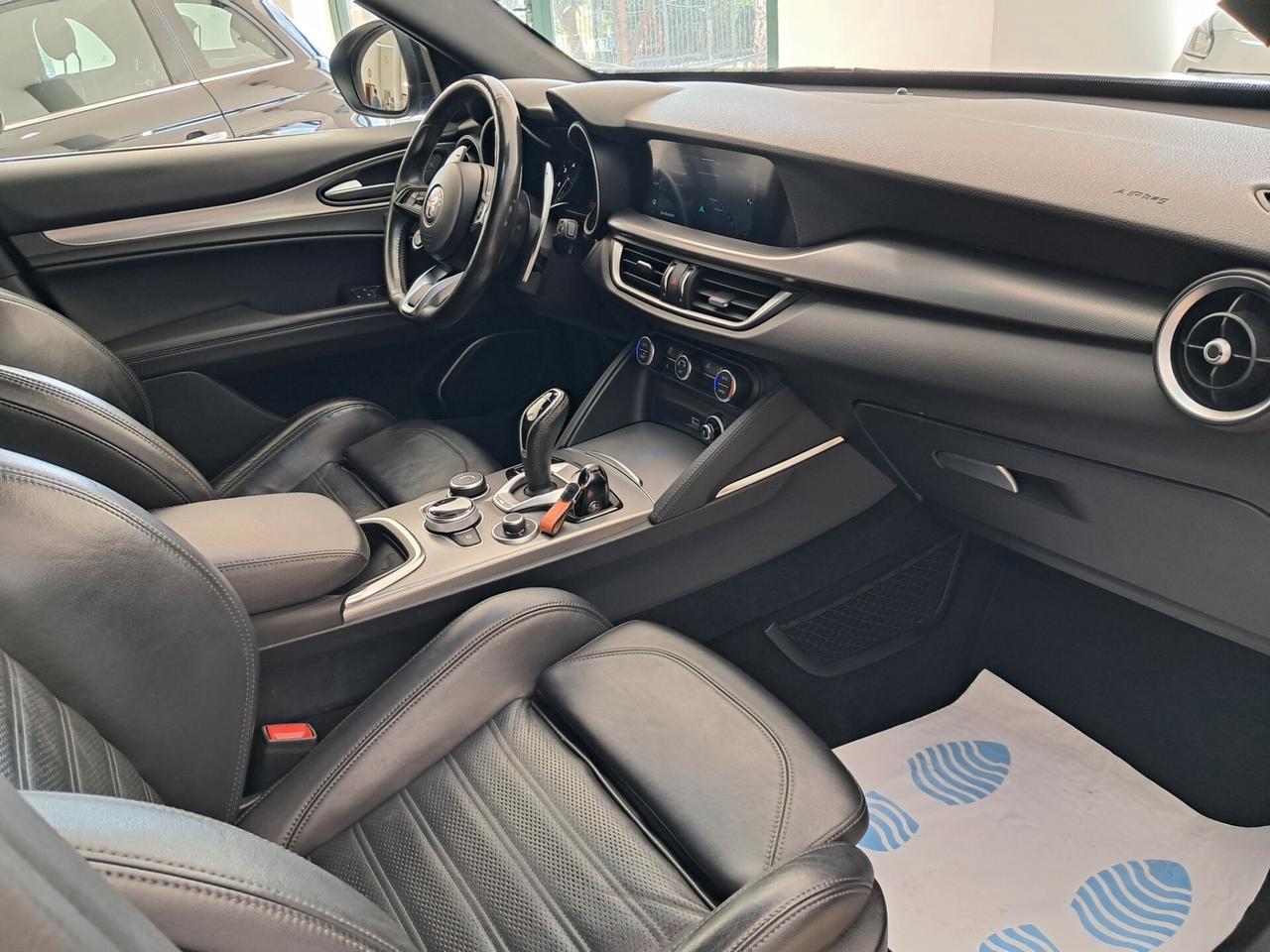 Alfa Romeo Stelvio 2.2 Turbodiesel 210 CV AT8 Q4 Veloce