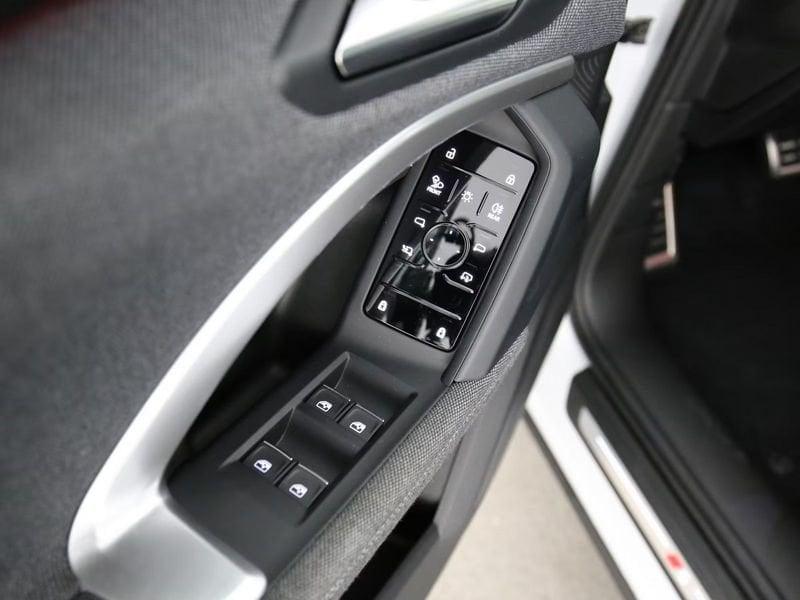 Audi Q5 TDI 150kW quattro S tronic S Line Camera 360° 19"