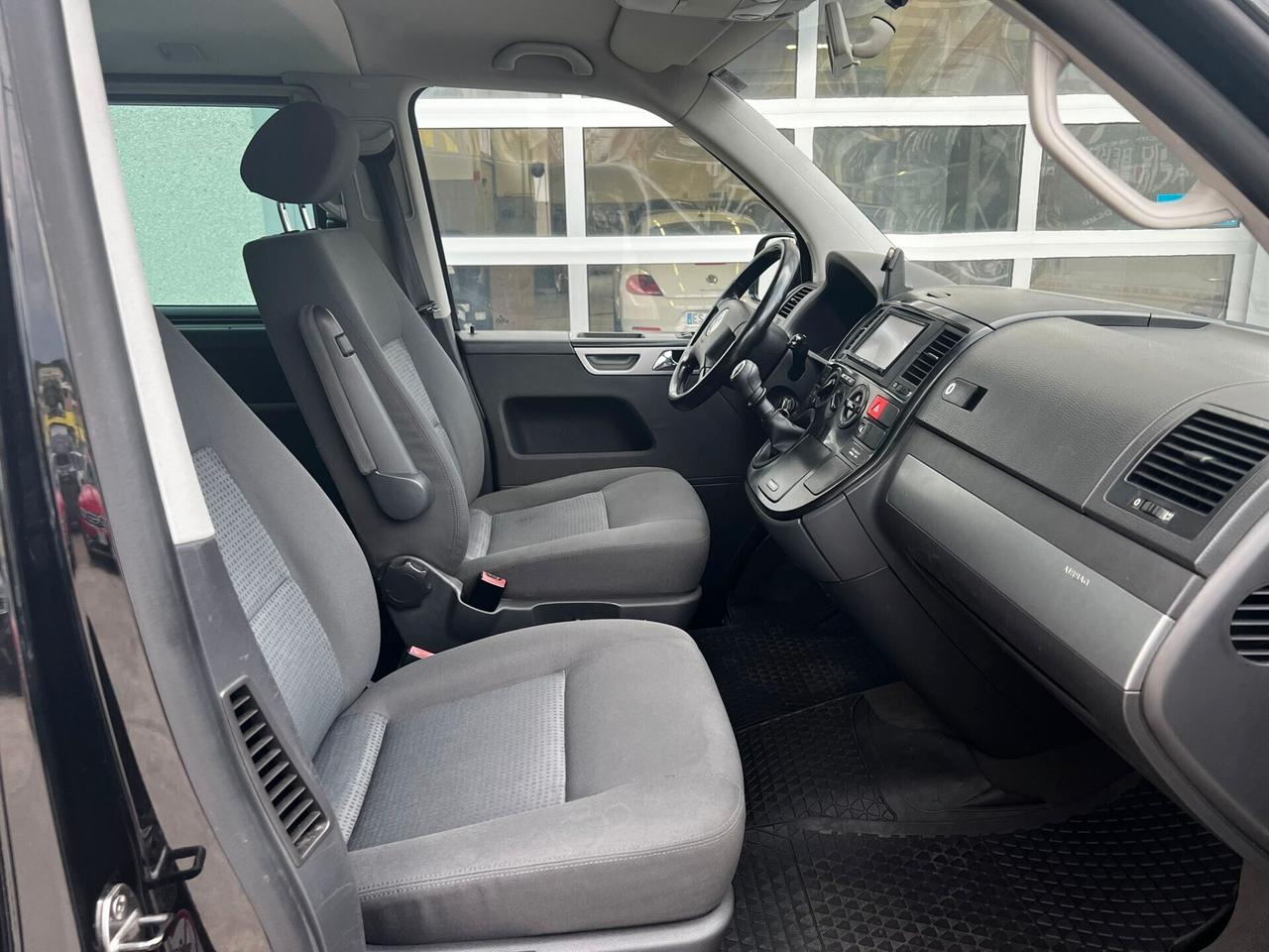 Volkswagen Multivan 2.5 TDI/130CV Comfortline 7 Posti
