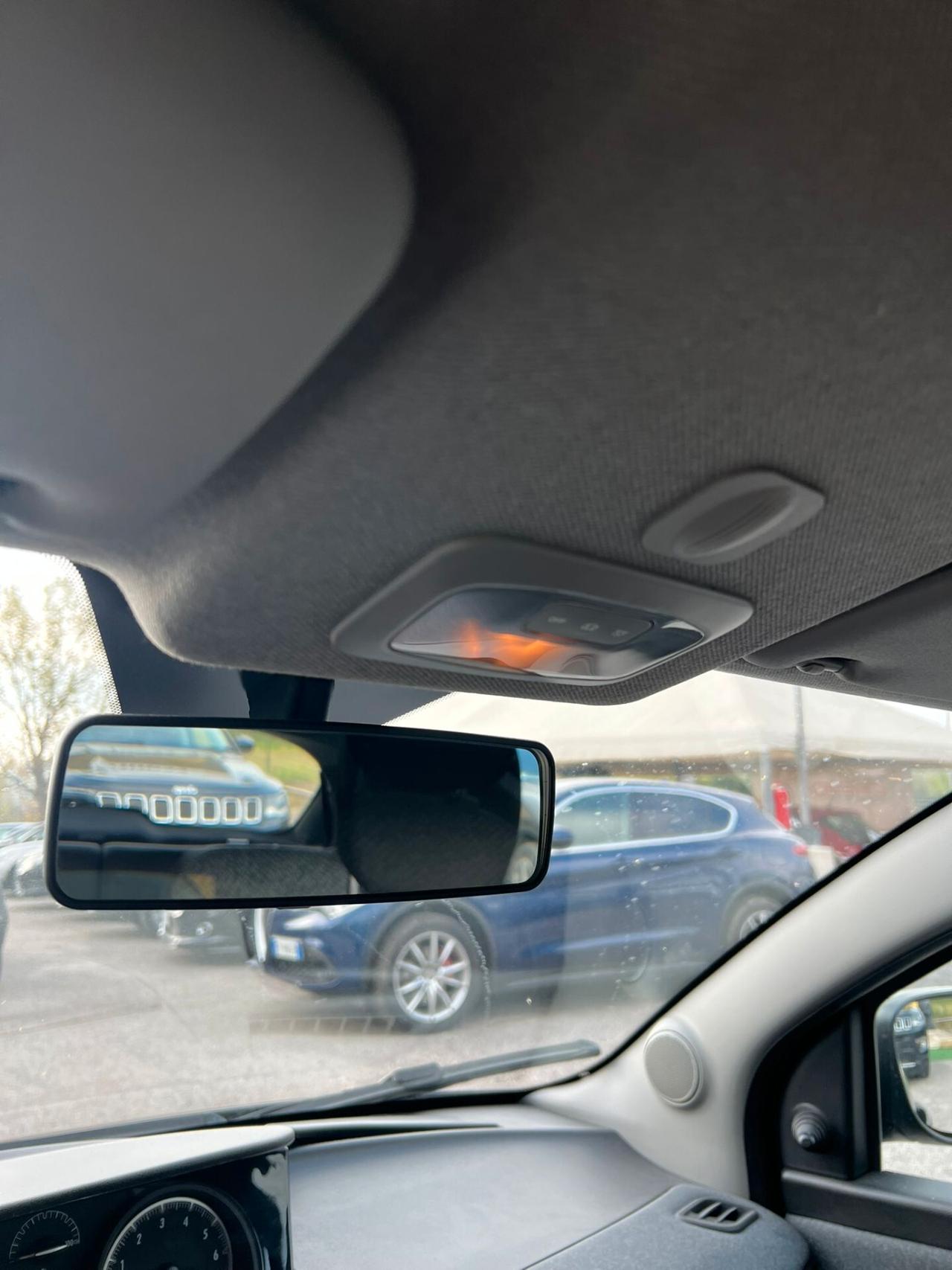 Lancia Ypsilon 1.0 FireFly 5 porte S&S Hybrid Ecochic