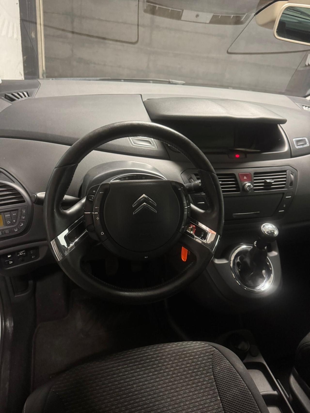 Citroen C4 Picasso 1.6 VTi 120 GPL