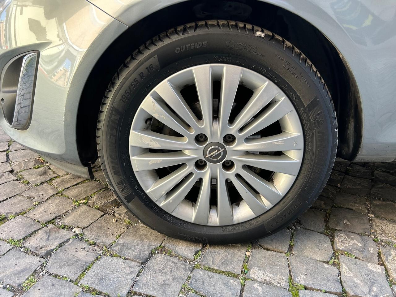 Opel Corsa 1.2 5 porte Elective