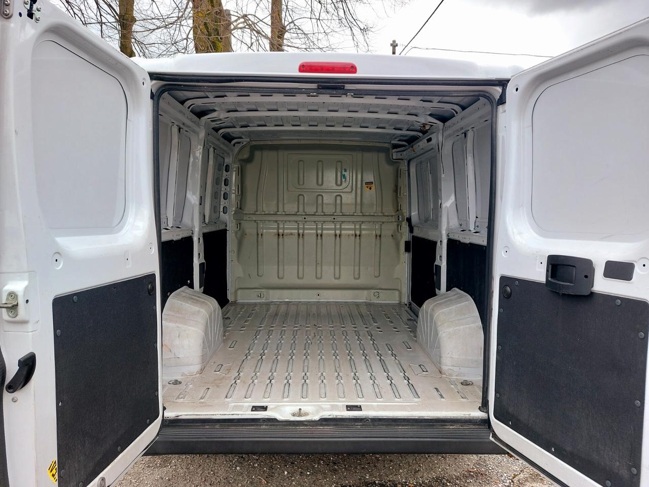 Peugeot Boxer 2.2 BlueHdi 140CV L1H1 - 2022