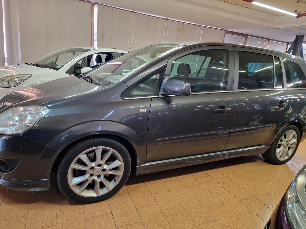 Opel Zafira 1.7 CDTI diesel, 7 posti ok neopatentati.