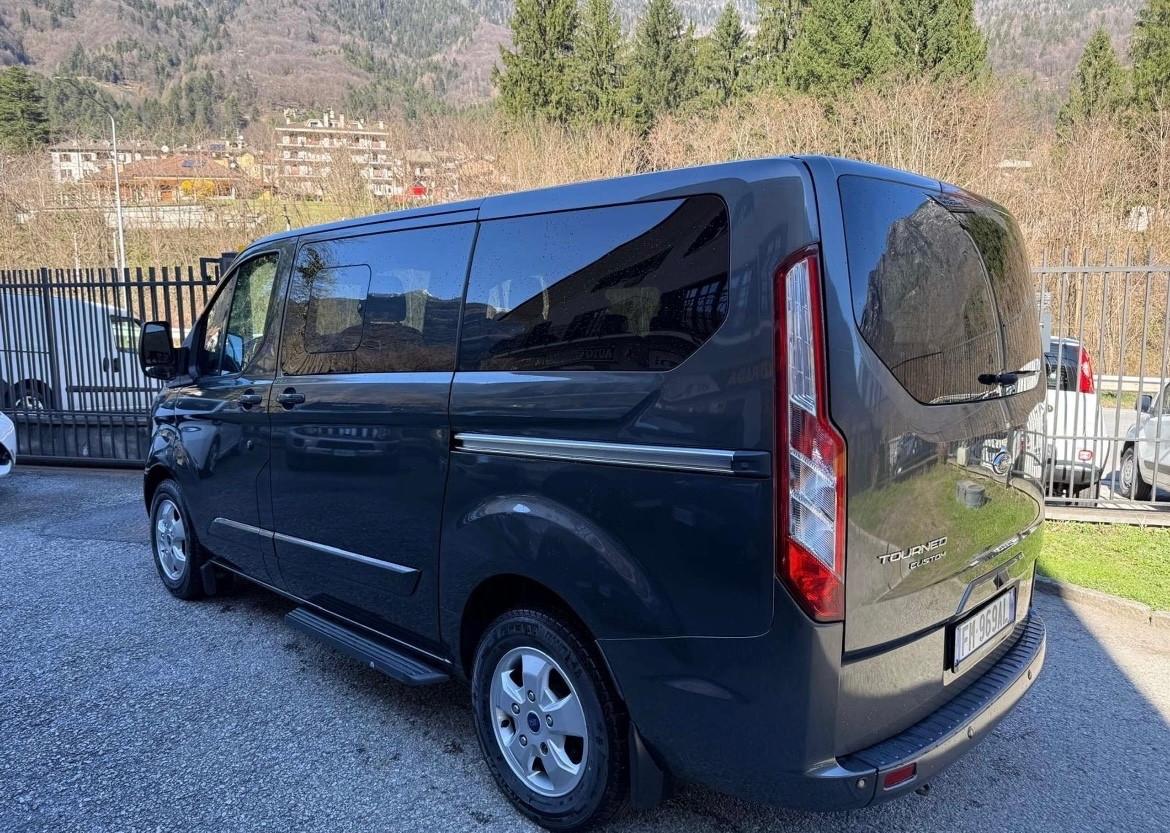 Ford Tourneo Custom 310 2.0 TDCi 130CV aut. PC Titanium