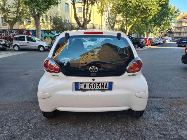 TOYOTA Aygo 1.0 12V VVT-i 5 porte Active Connect