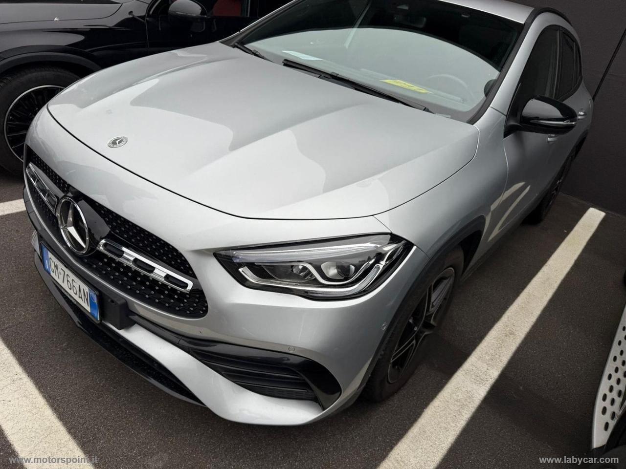 MERCEDES-BENZ GLA 200 d Automatic Premium NIGHT PACK
