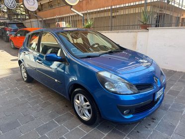 RENAULT Clio 1.2 16V 5 porte Luxe
