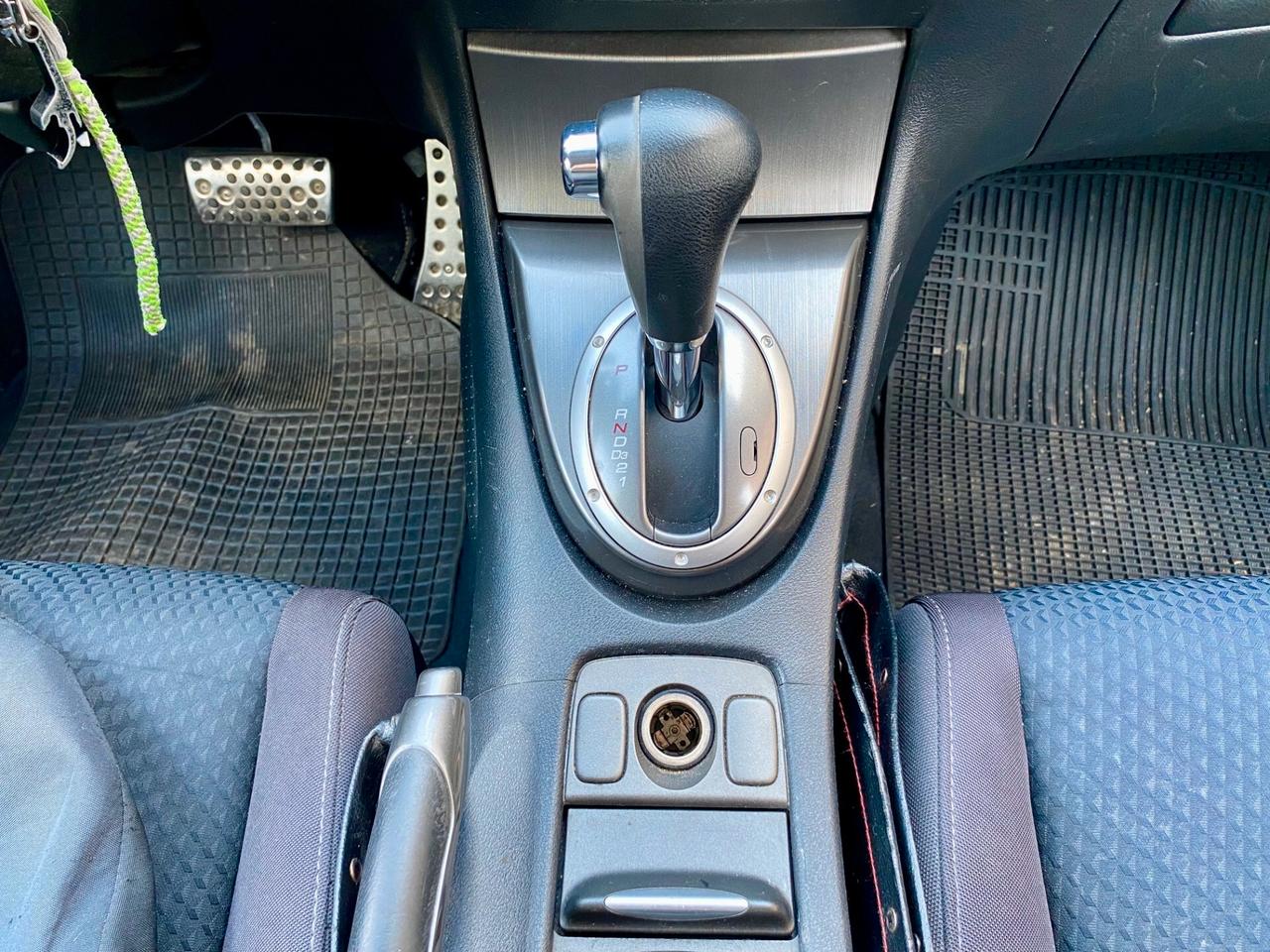 Honda Civic 5p 1.8 i-vtec auto 140cv GPL