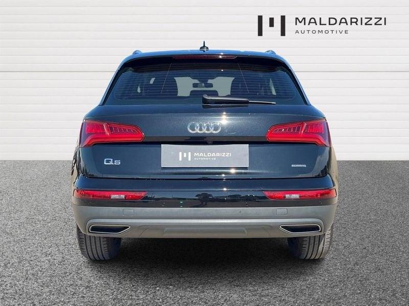 Audi Q5 II 2017 40 2.0 tdi Business quattro 190cv s-tronic