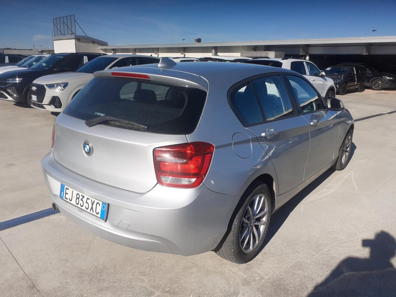BMW 116D 5p. Urban - 2011