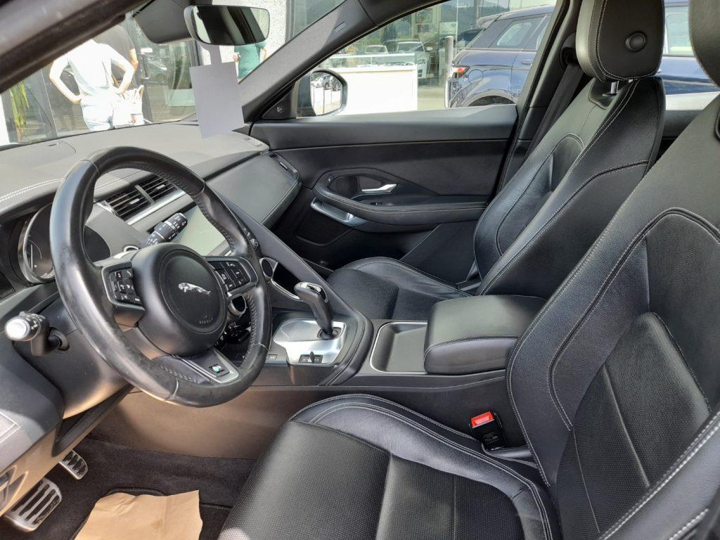 JAGUAR E-Pace (X540) E-Pace 2.0D 150 CV A...